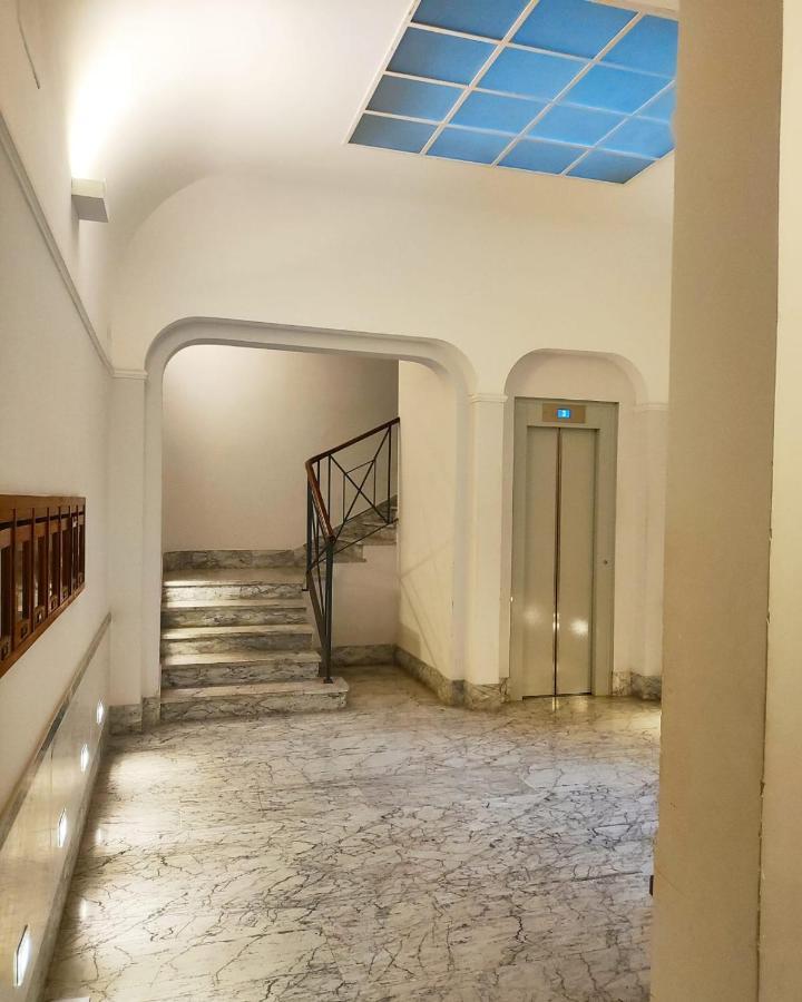 Circle Piazza Di Spagna 60 Suites Collection Rome Exterior photo